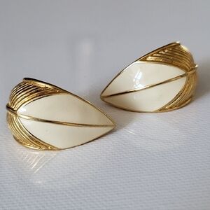Vintage Trifari Goldtone and Cream Enamel Leaf Clip Earrings